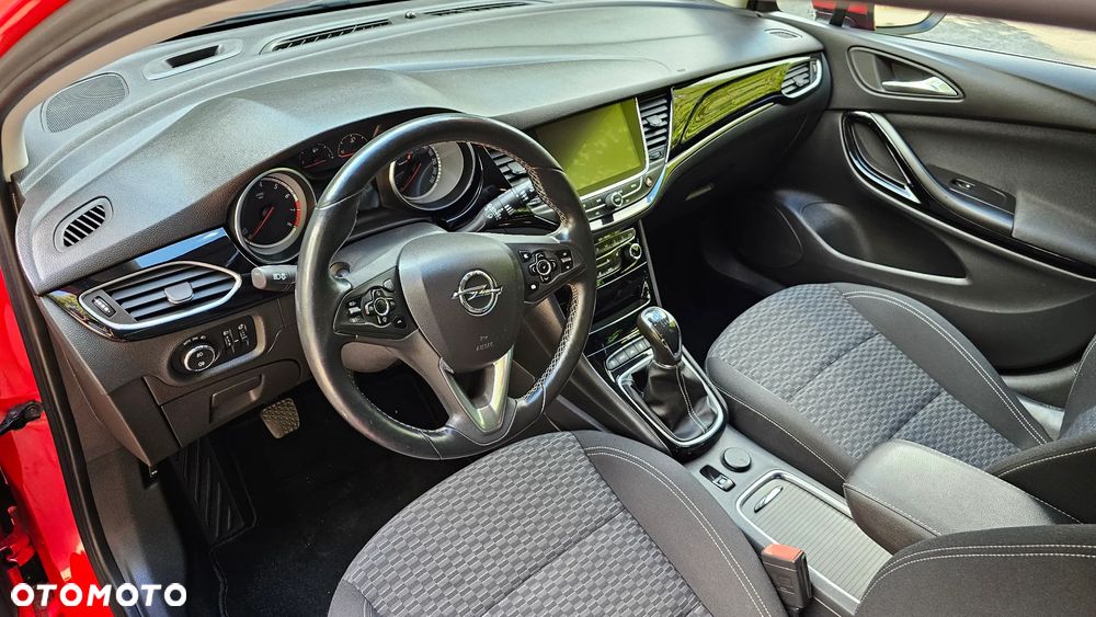 Opel Astra 1.4 Turbo Start/Stop Dynamic - 24
