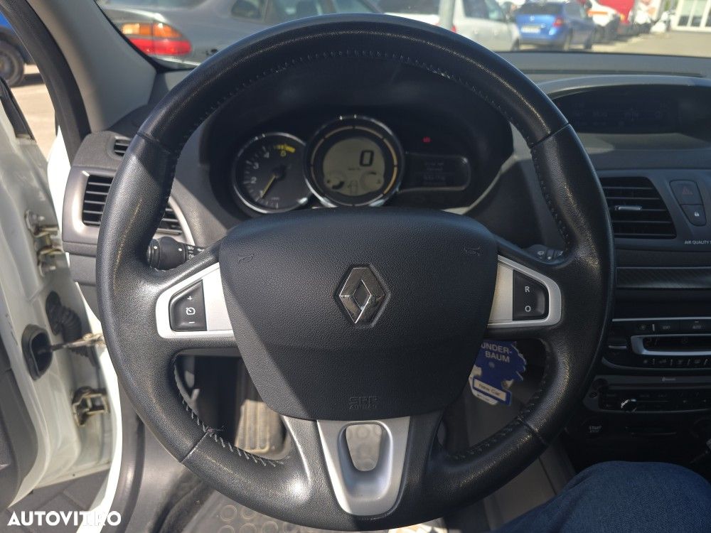 Renault Megane ENERGY dCi 110 Start & Stop Dynamique - 22
