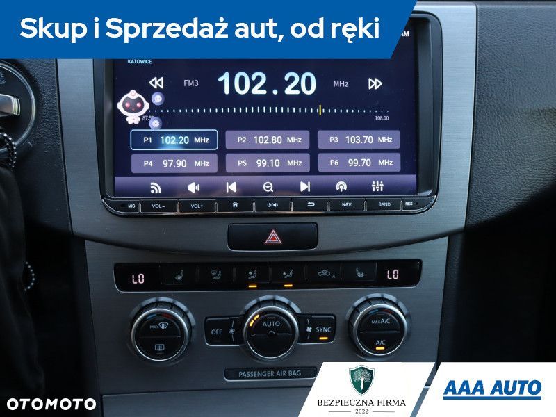 Volkswagen Passat Variant - 15