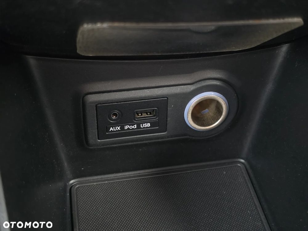 Hyundai ix20 - 24
