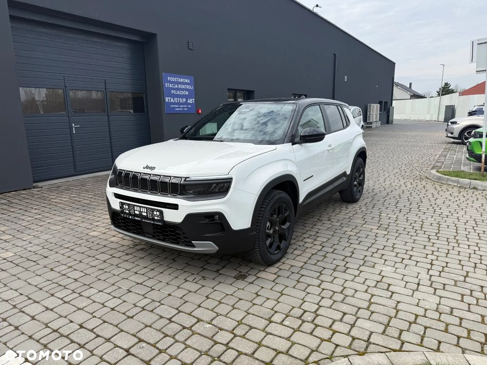 Jeep Avenger 1.2 T3 mHEV Black Edition FWD eDCT6 - 1