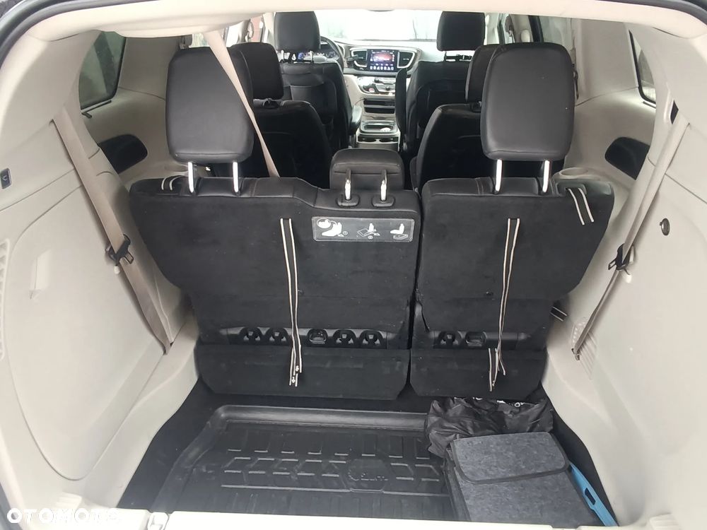 Chrysler Pacifica 2017