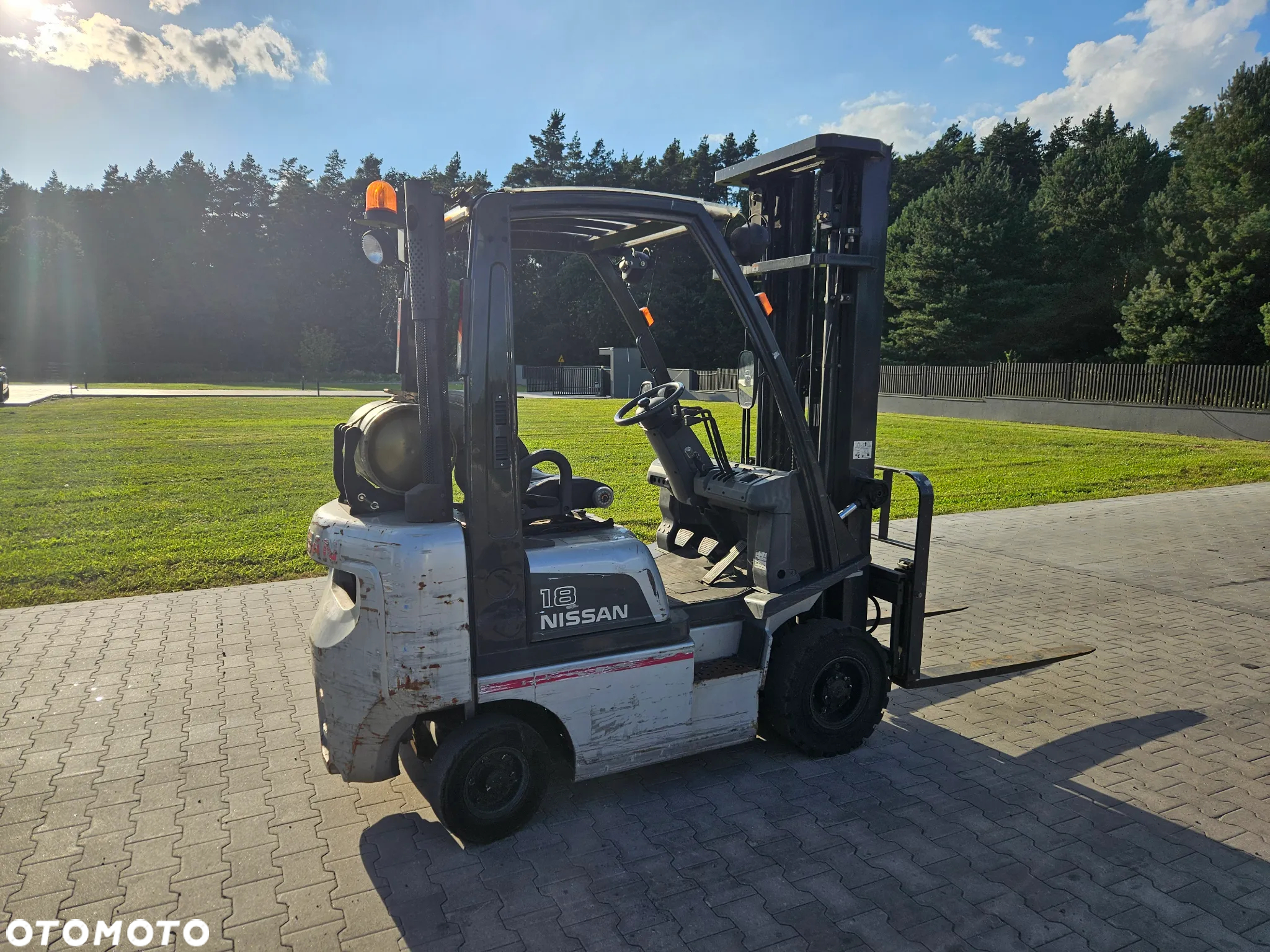 Nissan PDO1E705094 - 5