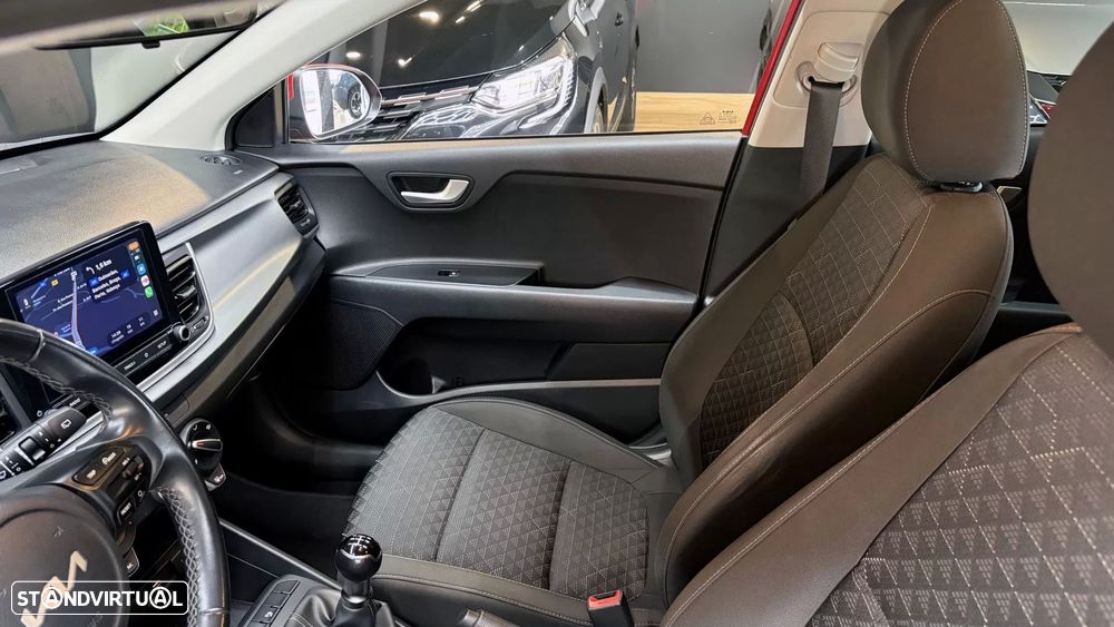 Kia Rio 1.2 CVVT Dynamic - 26