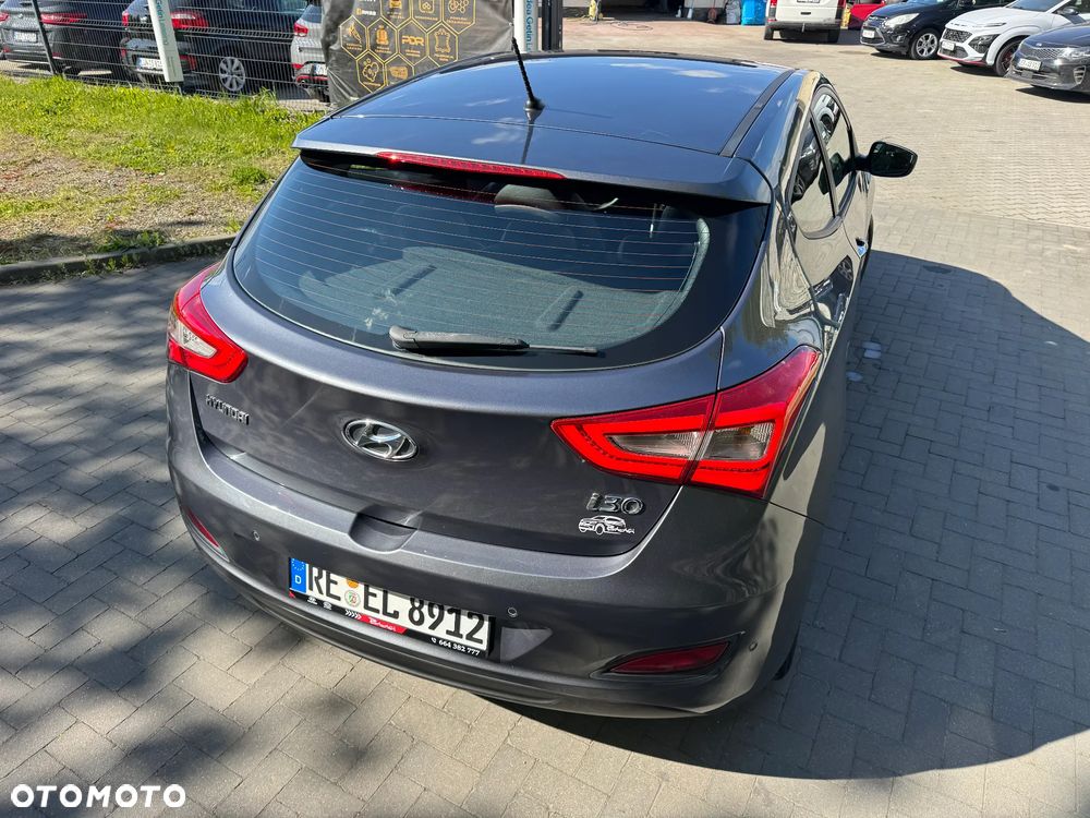 Hyundai i30 1.6 CRDI DCT Premium - 14