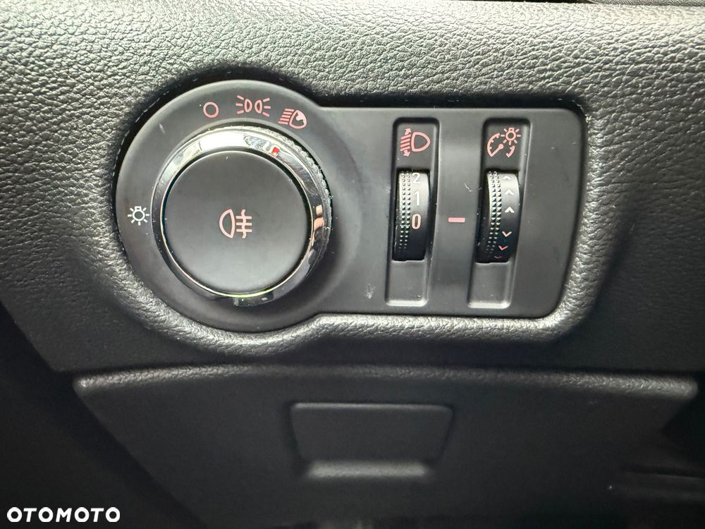 Opel Astra 1.4 Turbo - 19