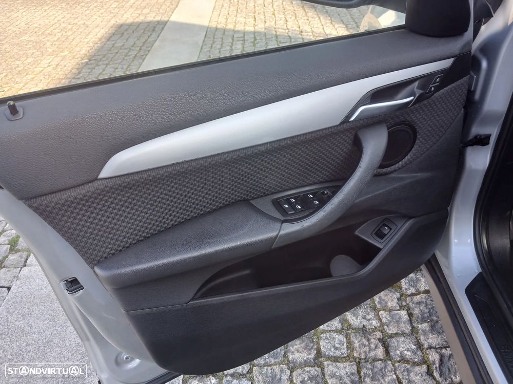 BMW X1 16 d sDrive Line Sport - 23