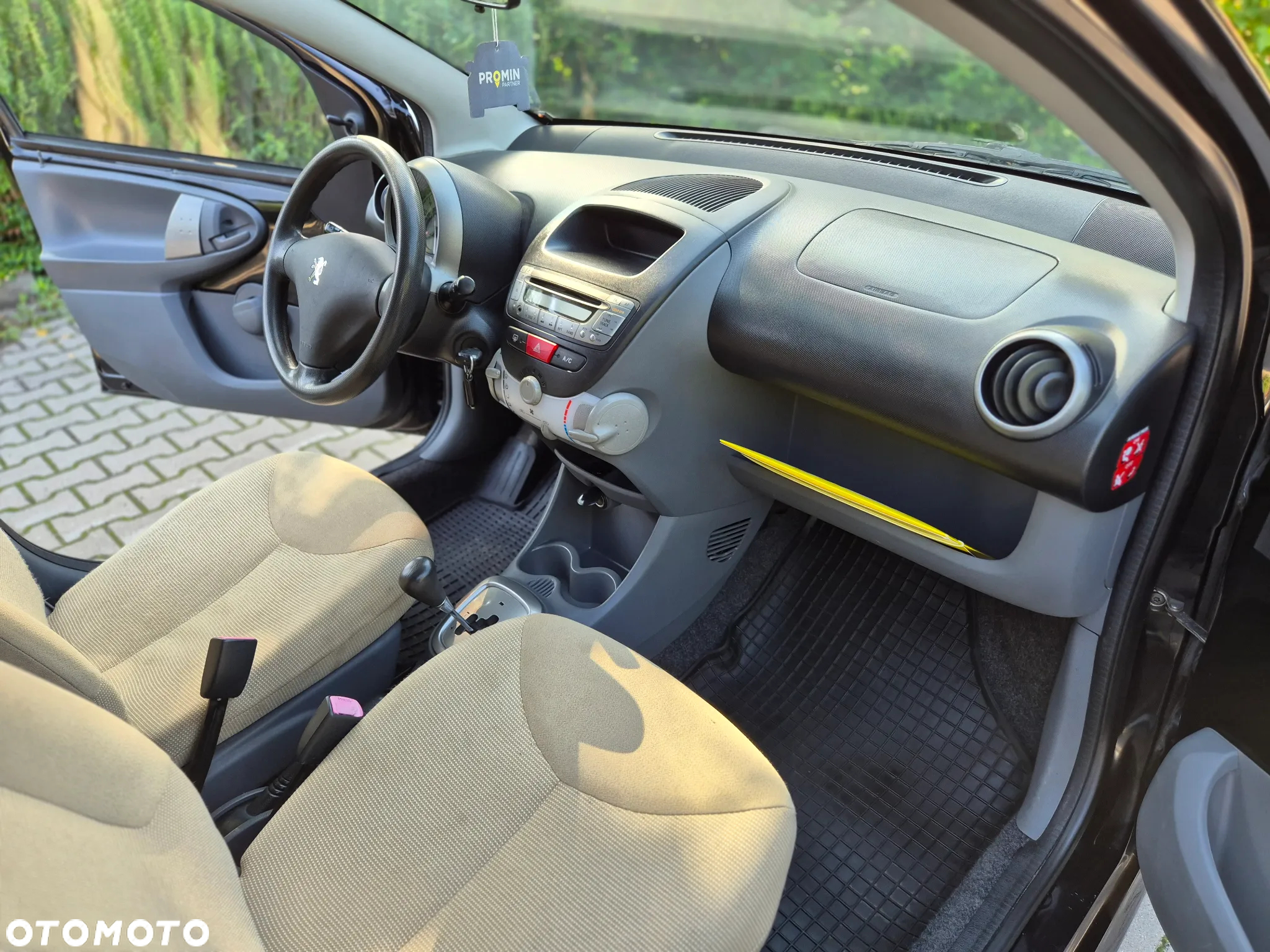 Peugeot 107 1.0 Trendy MAP Euro5 - 19