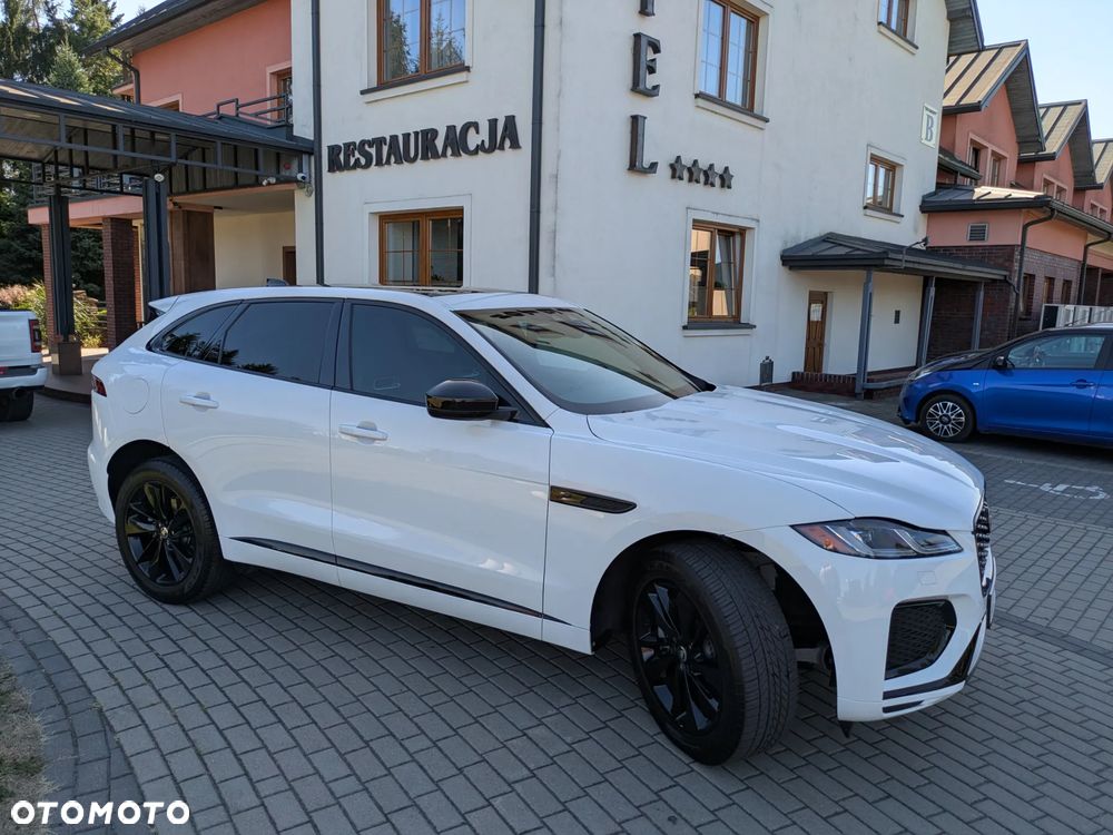 Jaguar F-Pace 3.0 P400 mHEV AWD R-Dynamic S - 9
