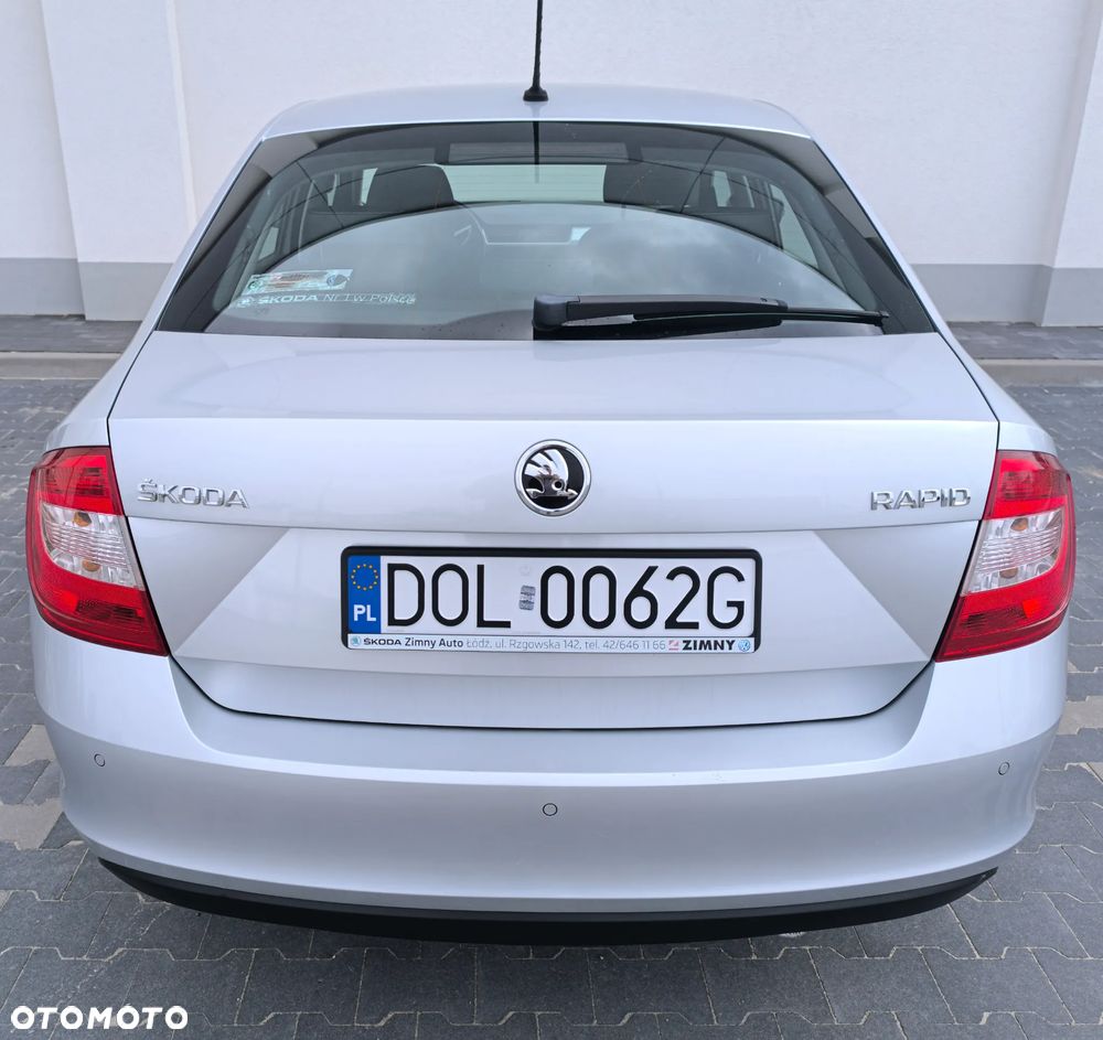 Skoda RAPID 1.2 TSI Ambition - 13