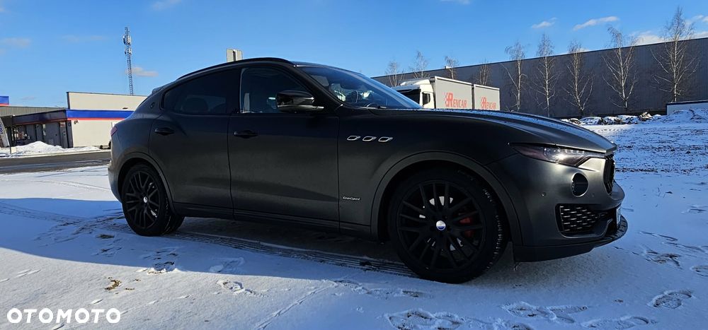 Maserati Levante Q4 GranSport - 25