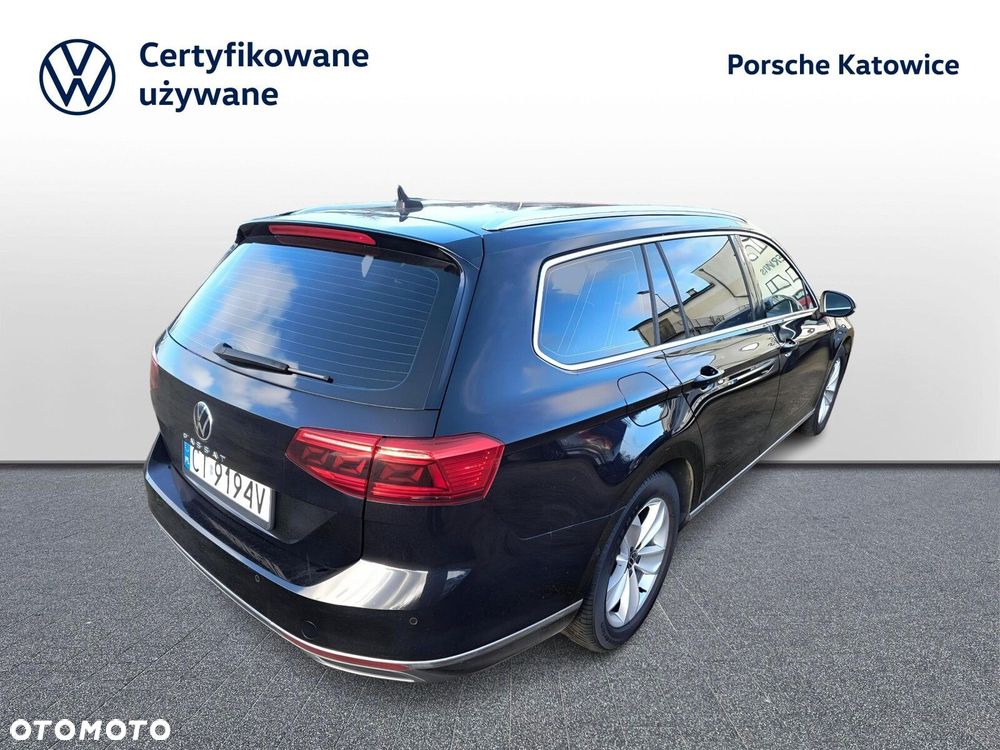 Volkswagen Passat Variant 2.0 TDI Elegance DSG - 4