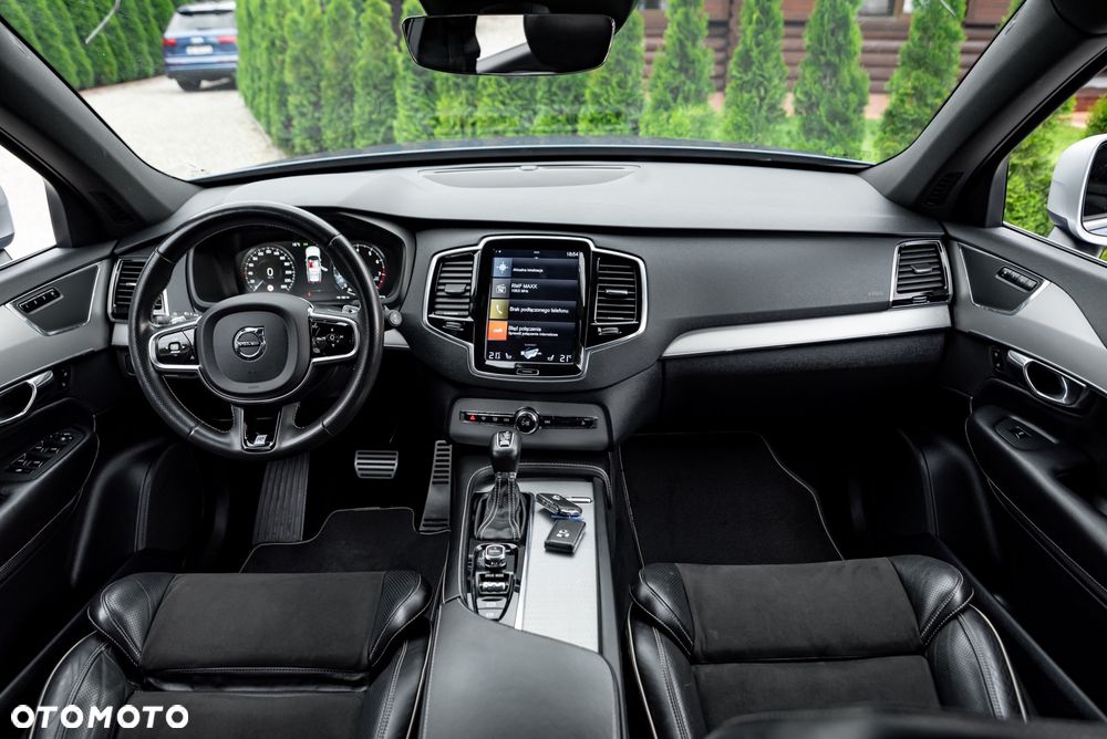 Volvo XC 90 T6 AWD R-Design - 28