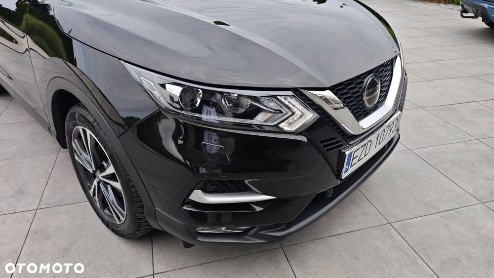 Nissan Qashqai 1.3 DIG-T N-Connecta EU6d - 19