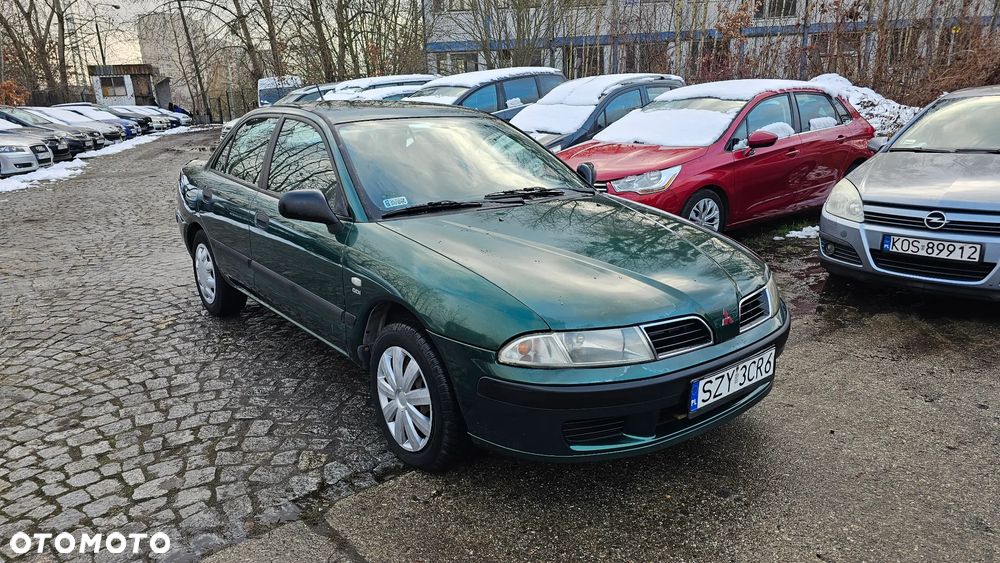 Mitsubishi Carisma 1.8 GDI Avance - 3