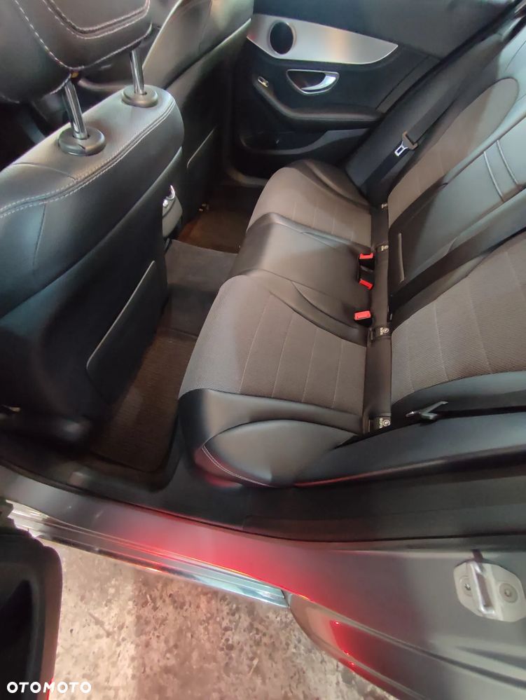 Mercedes-Benz Klasa C 200 (BlueTEC) d Avantgarde - 2