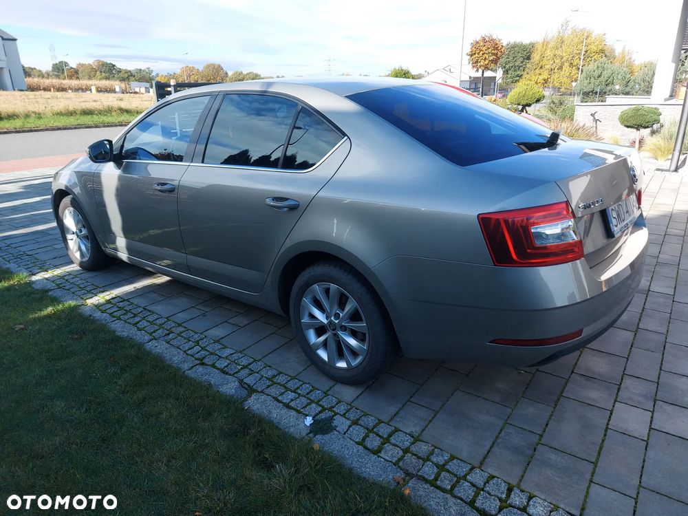 Skoda Octavia 1.4 TSI Ambition - 8