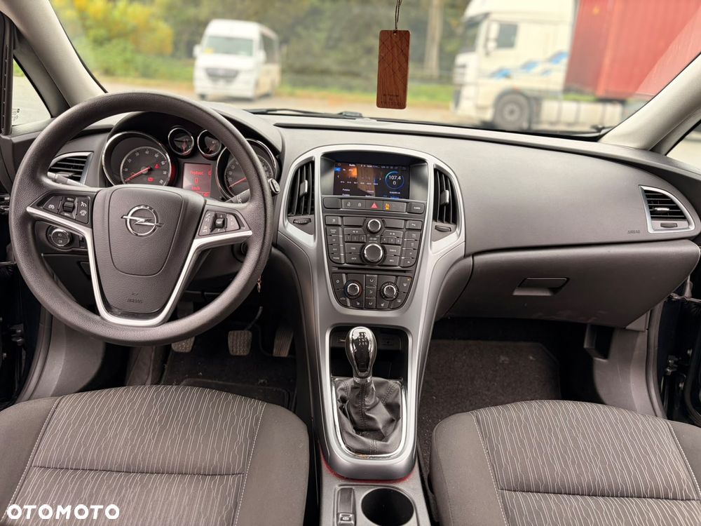 Opel Astra - 24
