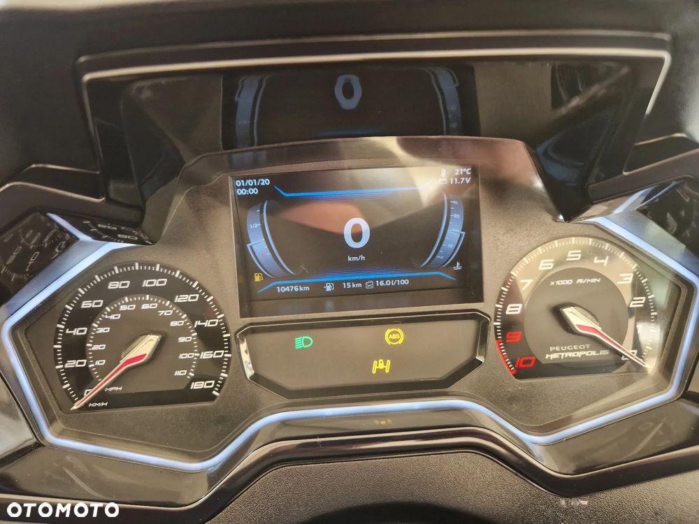 Peugeot Metropolis - 40