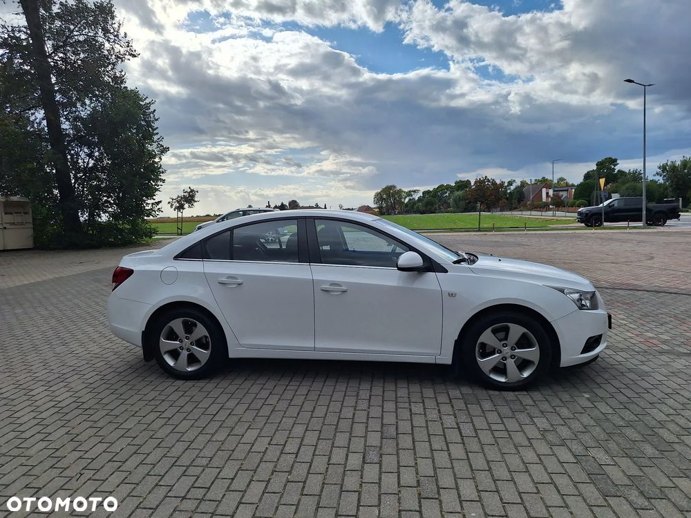 Chevrolet Cruze 2.0 D LT+ - 6