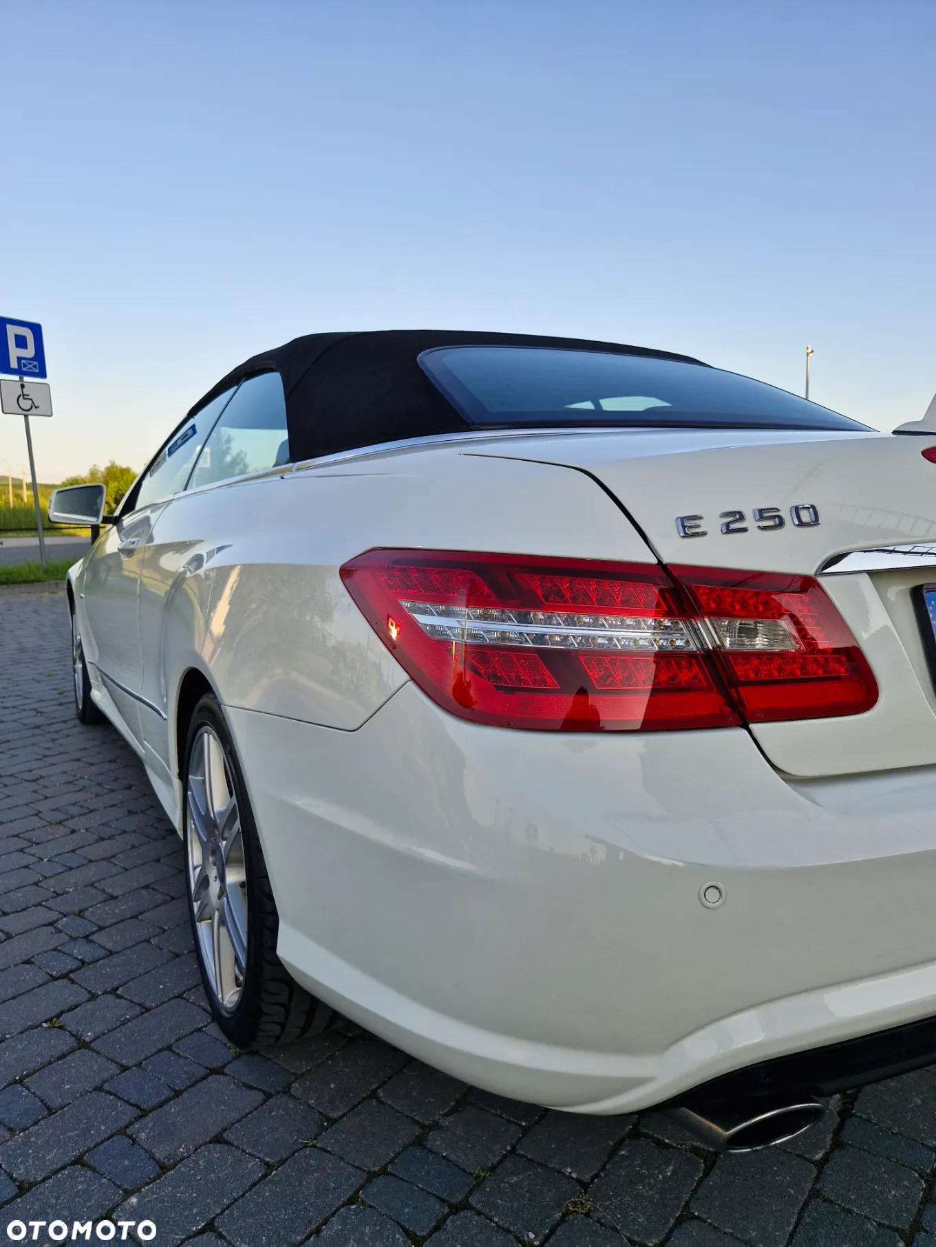 Mercedes-Benz Klasa E 250 CDI Cabrio 7G-TRONIC - 6