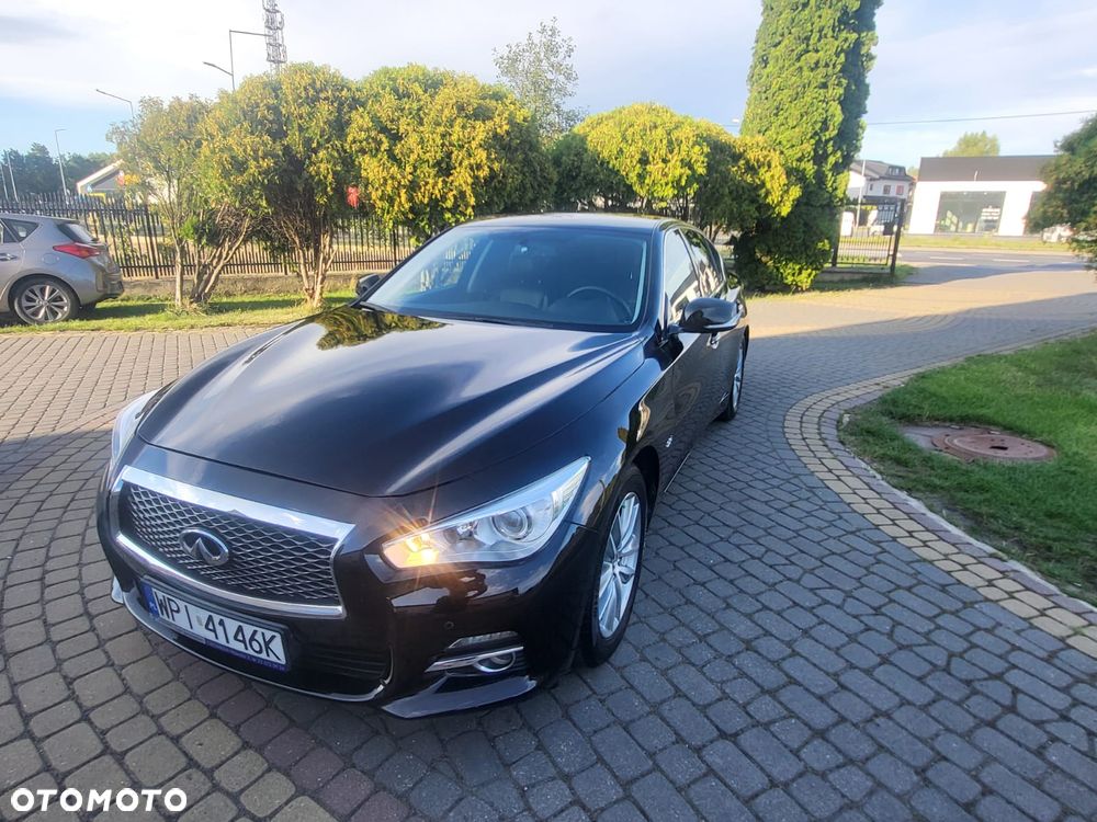 Infiniti Q50 - 16