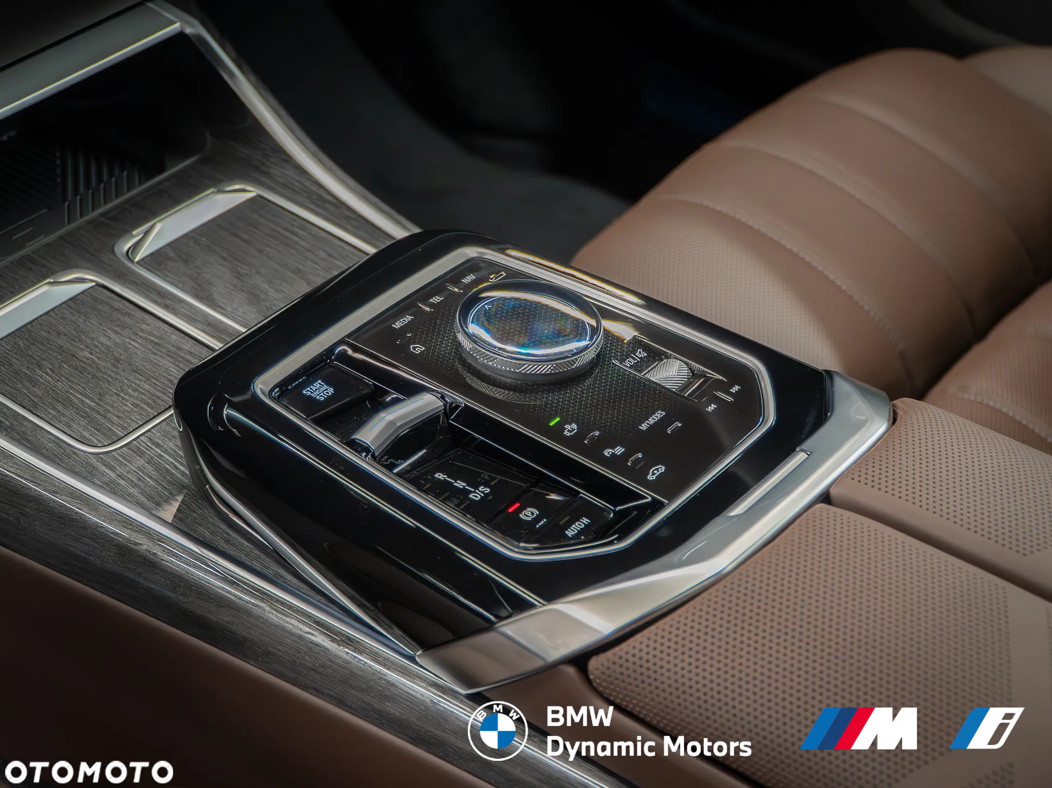 BMW Seria 7 740d xDrive - 29