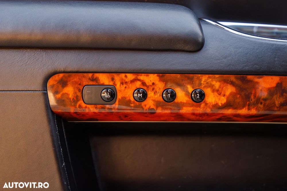 Rolls-Royce Ghost - 15