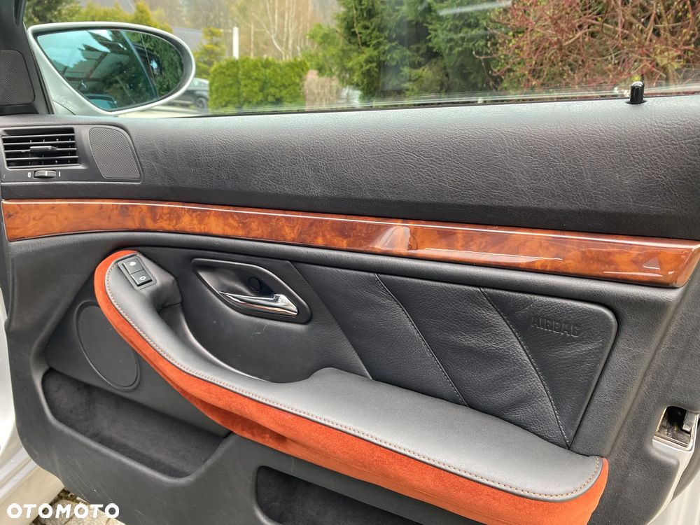 BMW Seria 5 525i - 17