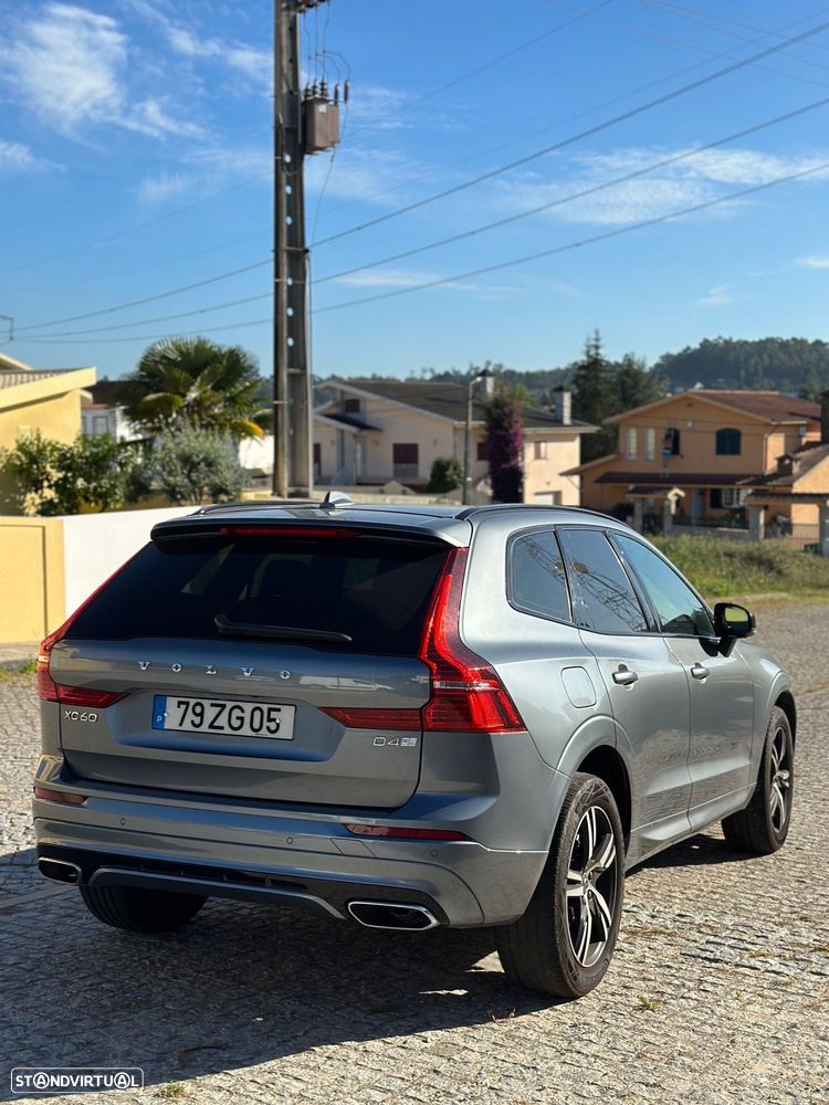 Volvo XC 60 2.0 D4 R-Design Geartronic - 4