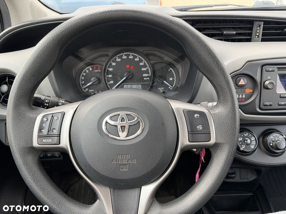 Toyota Yaris 1.5 Active - 18