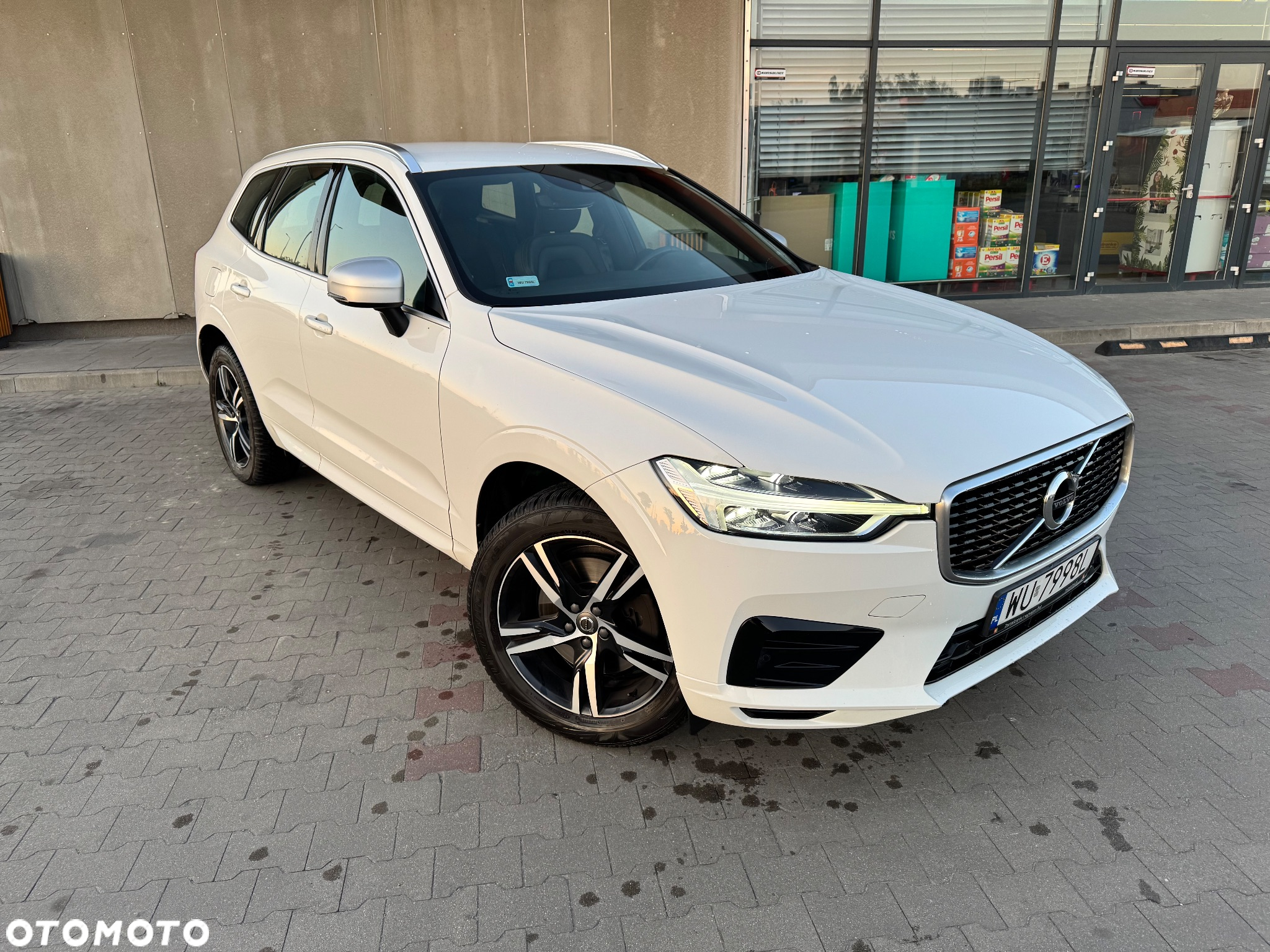 Volvo XC 60 D3 R-Design - 9