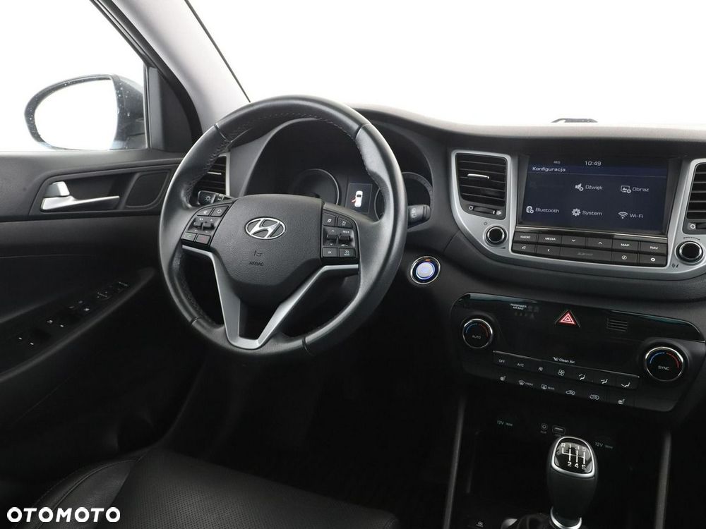 Hyundai Tucson 1.7 CRDI BlueDrive Comfort 2WD - 17