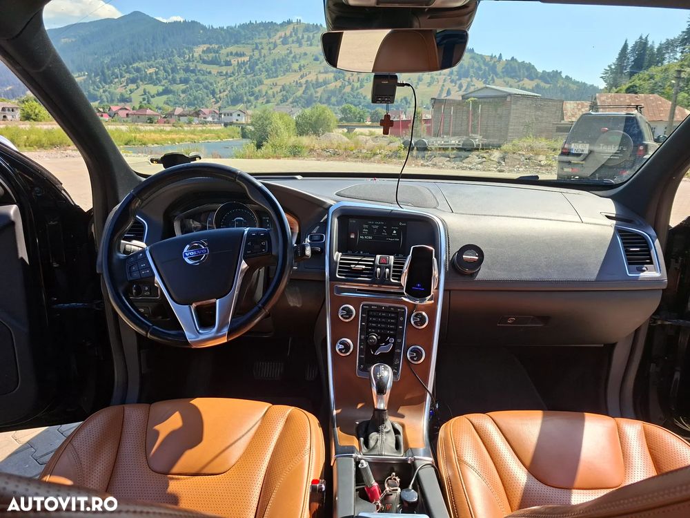 Volvo XC 60 - 8