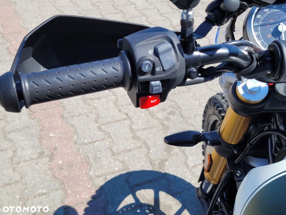 Triumph Scrambler - 19