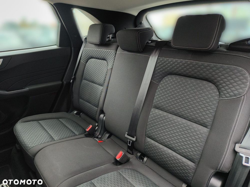 Ford Kuga - 17