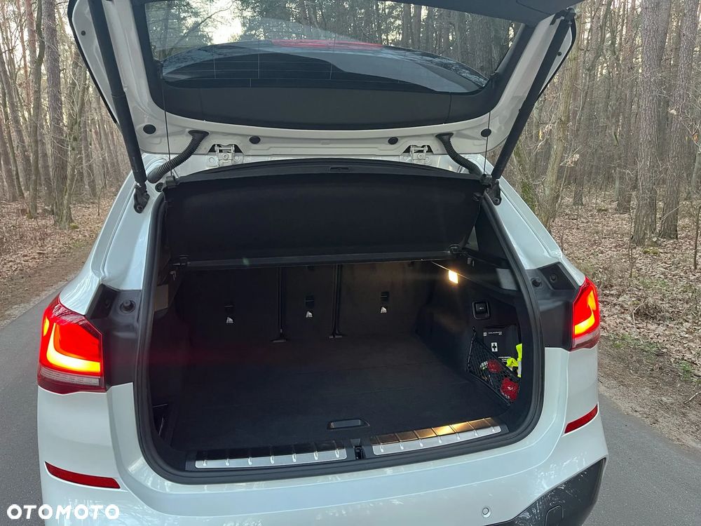 BMW X1 xDrive25i M Sport - 8