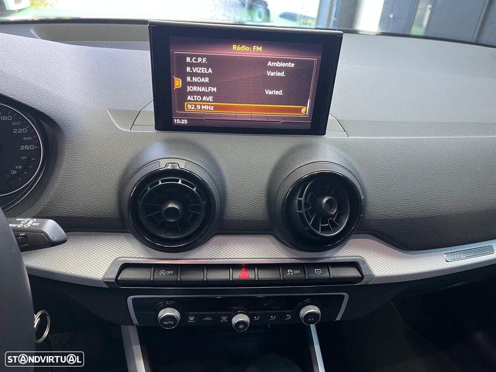 Audi Q2 1.6 TDI Sport - 14