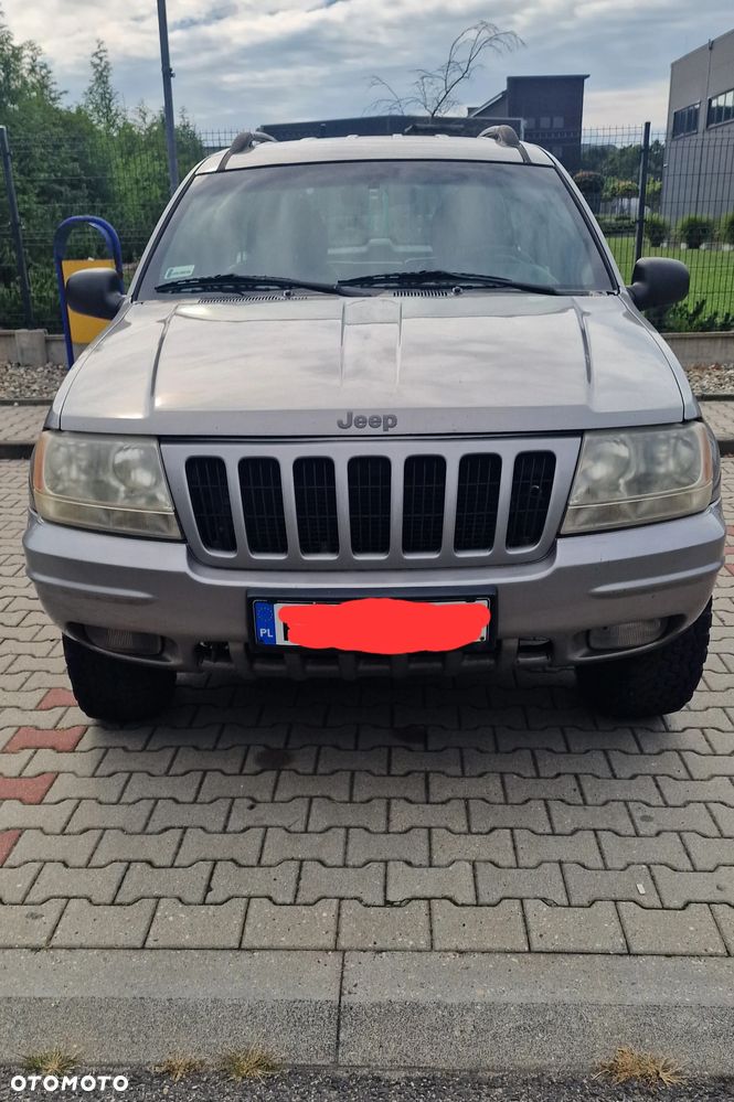Jeep Grand Cherokee - 1