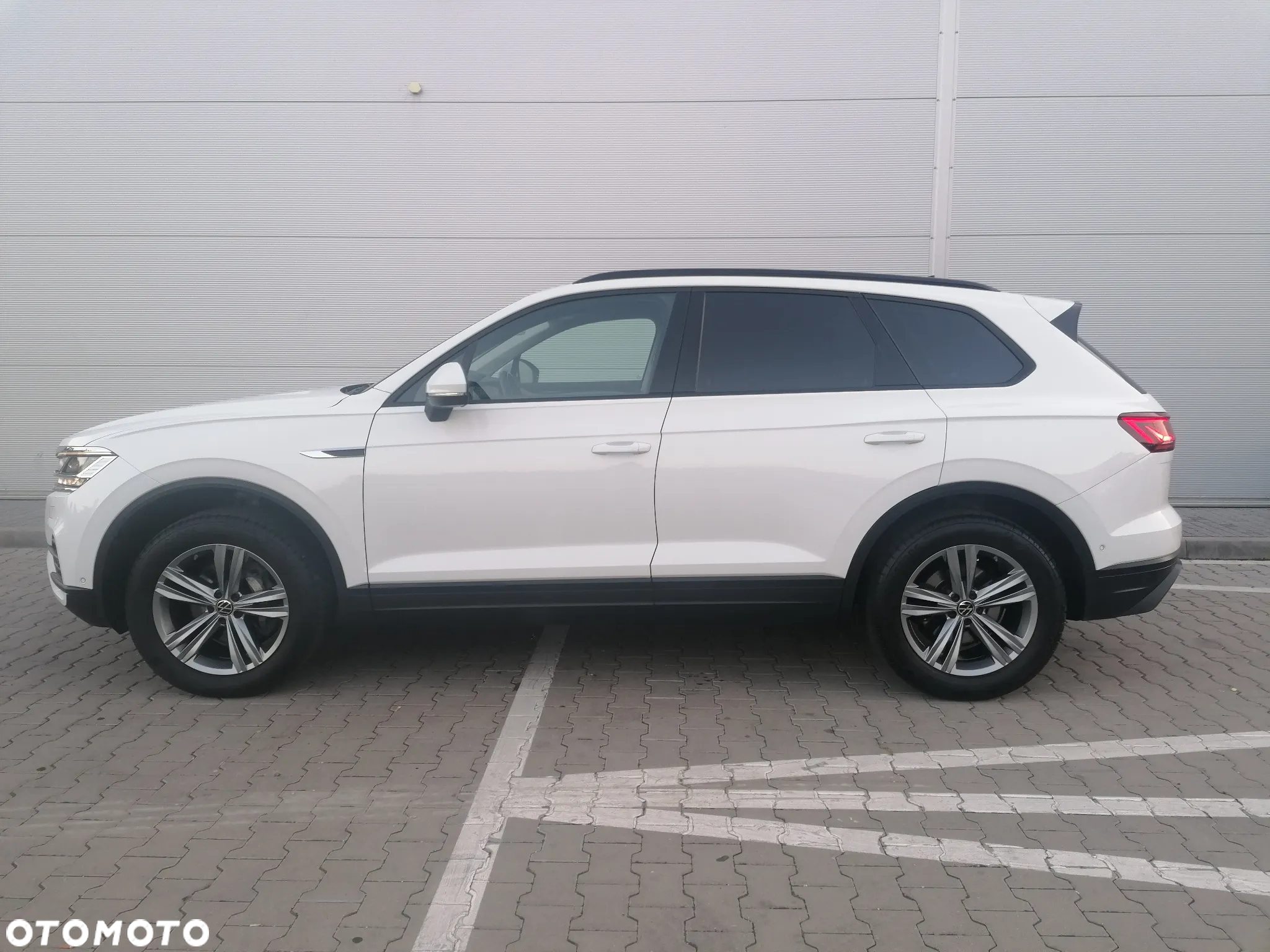 Volkswagen Touareg 3.0 V6 TDI SCR 4Mot - 3