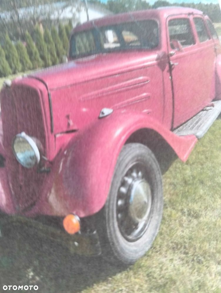 Peugeot 204 - 2