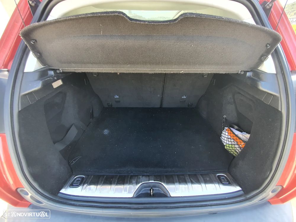 Peugeot 2008 PureTech 130 Stop&Start Allure - 52