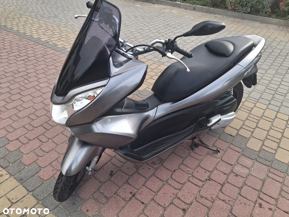Honda PCX - 10