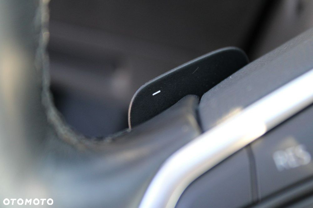 Volkswagen Passat - 19