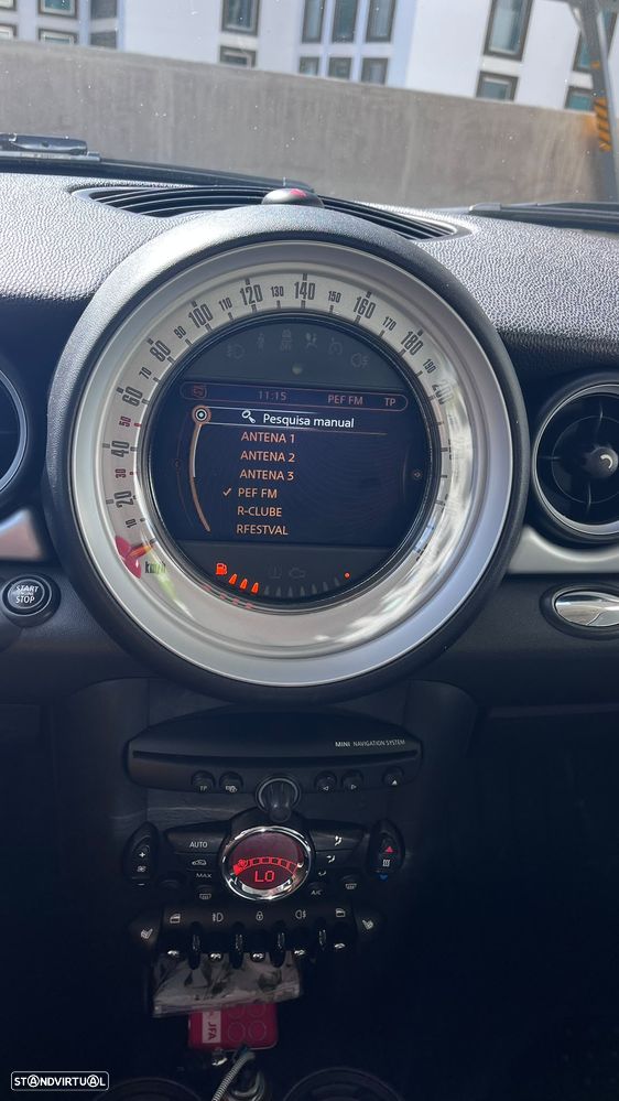MINI 3 Portas One - 13
