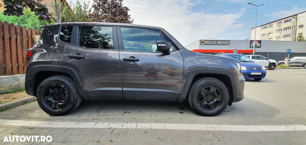 Jeep Renegade 1.0 T-GDI Sport - 32