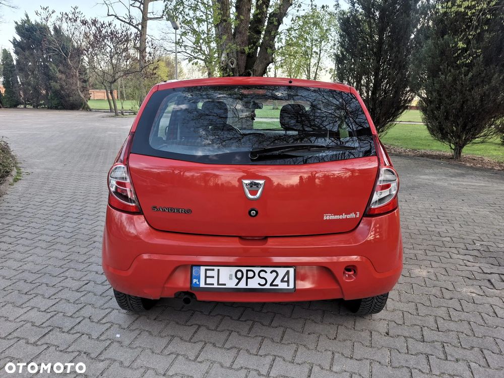 Dacia Sandero 1.6 MPI Laureate - 4