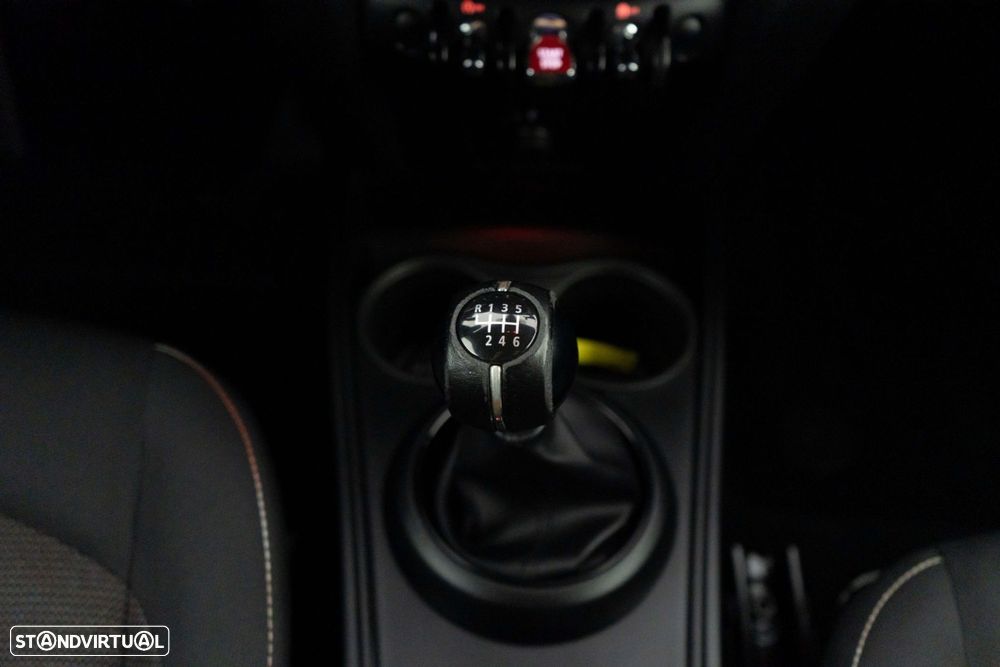 MINI Countryman One D - 23