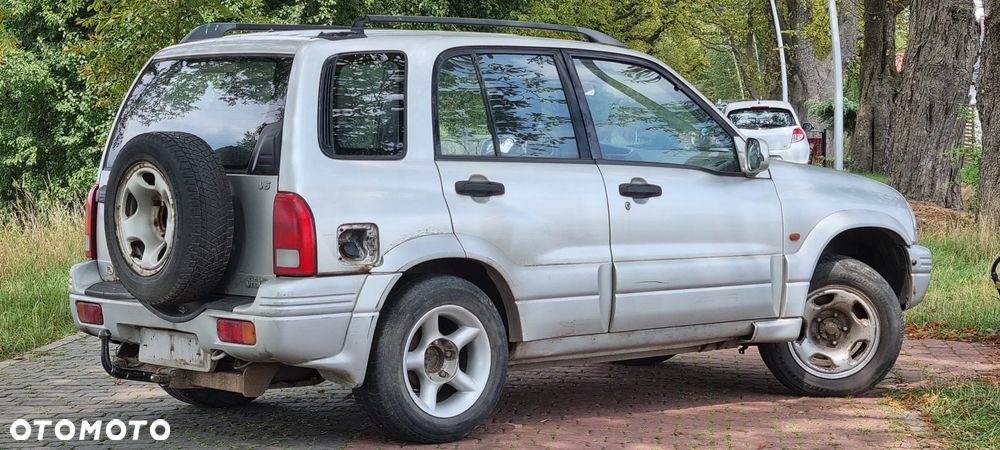 Suzuki Vitara 2.0 V6 Long - 25