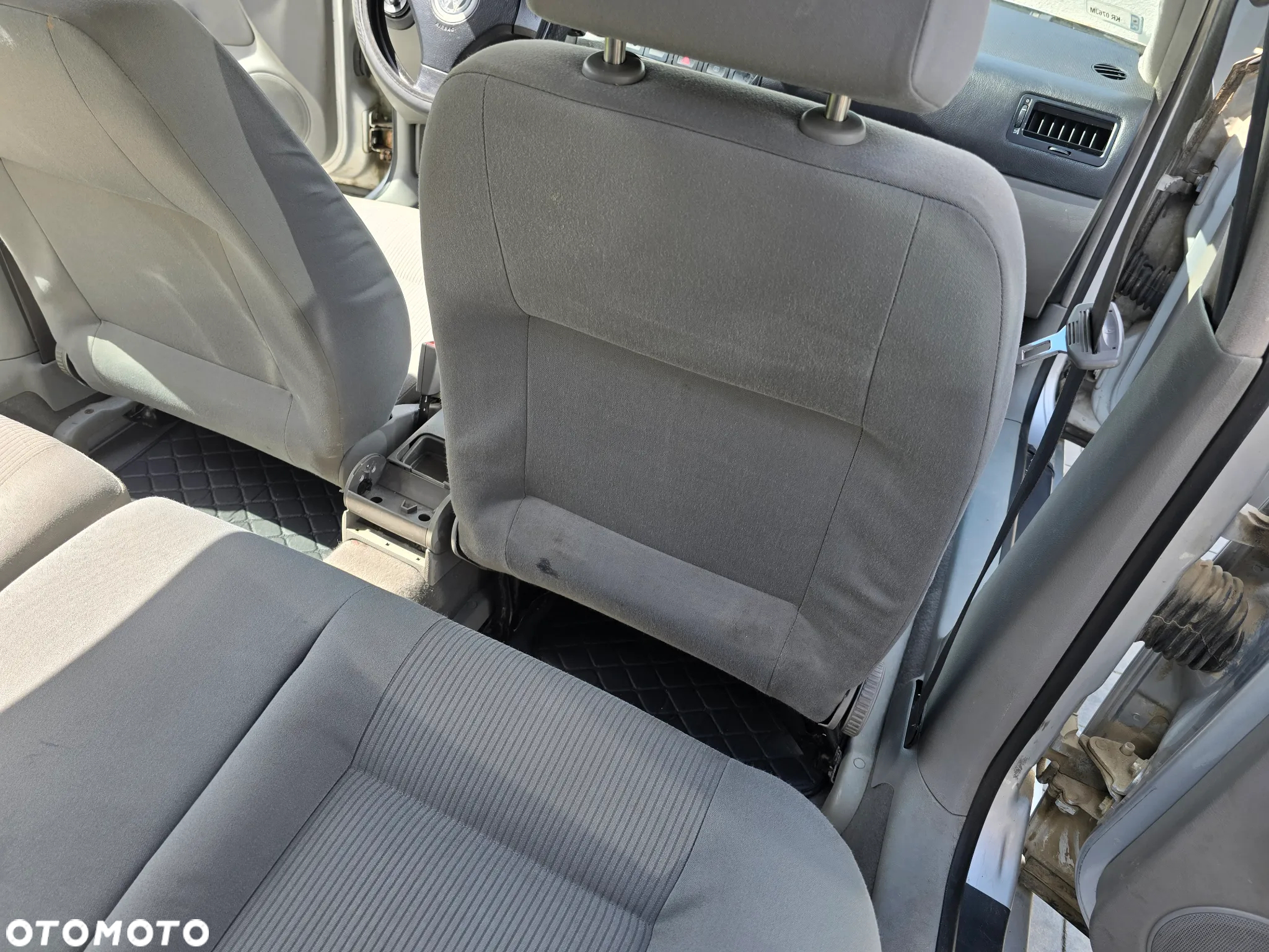 Volkswagen Bora 1.6 Basis - 15